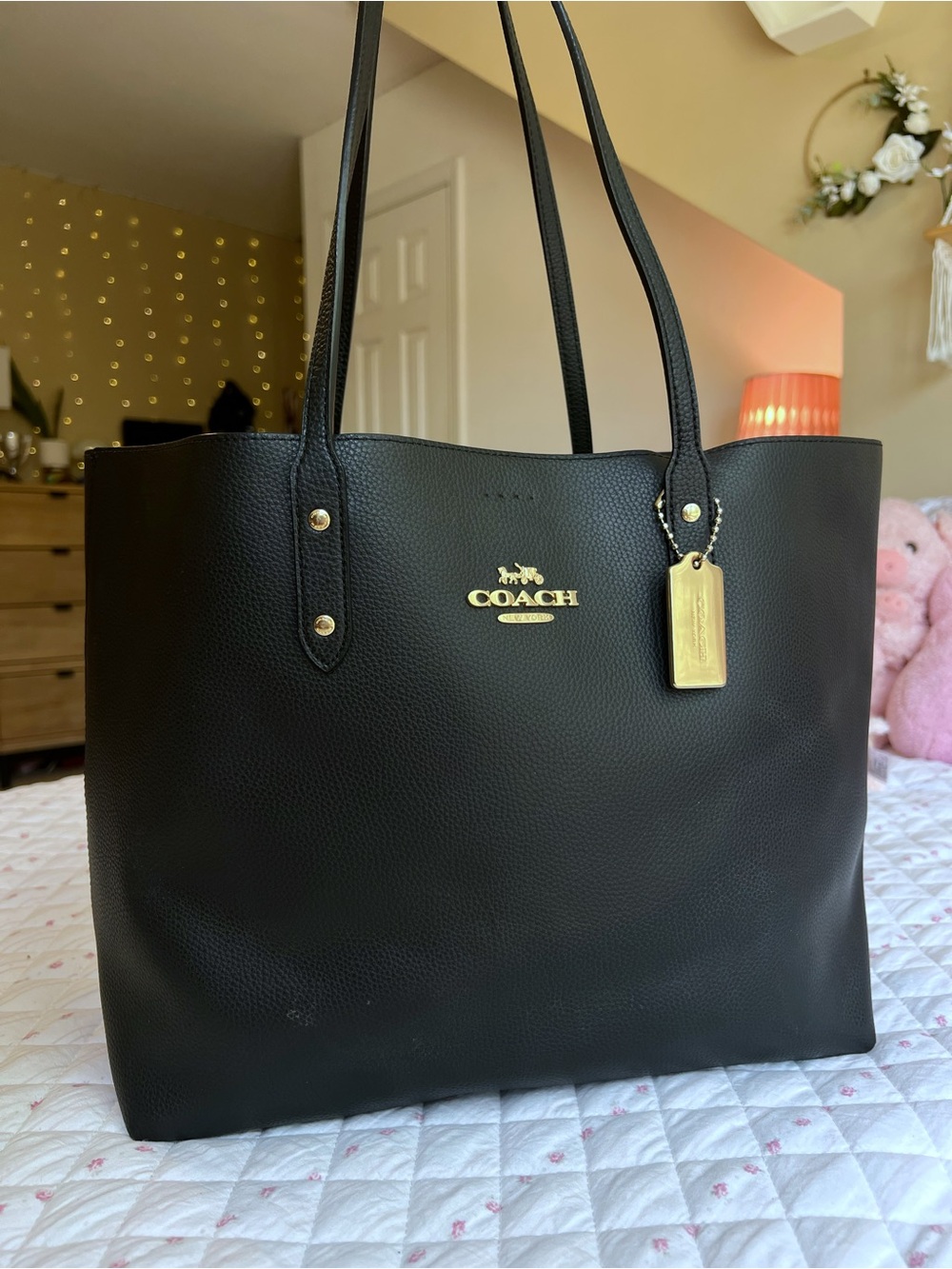 Coach Town Tote Black Pebbled Leather Gold Hardware Shoulder Bag Purse